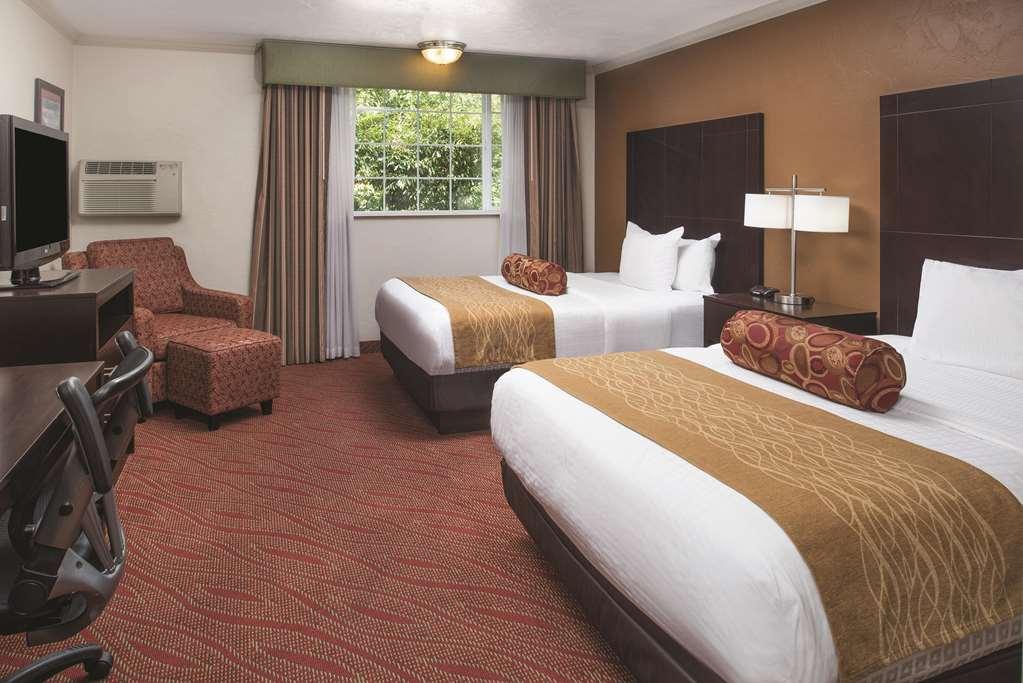 Best Western Plus Parkway Inn Wilsonville Luaran gambar