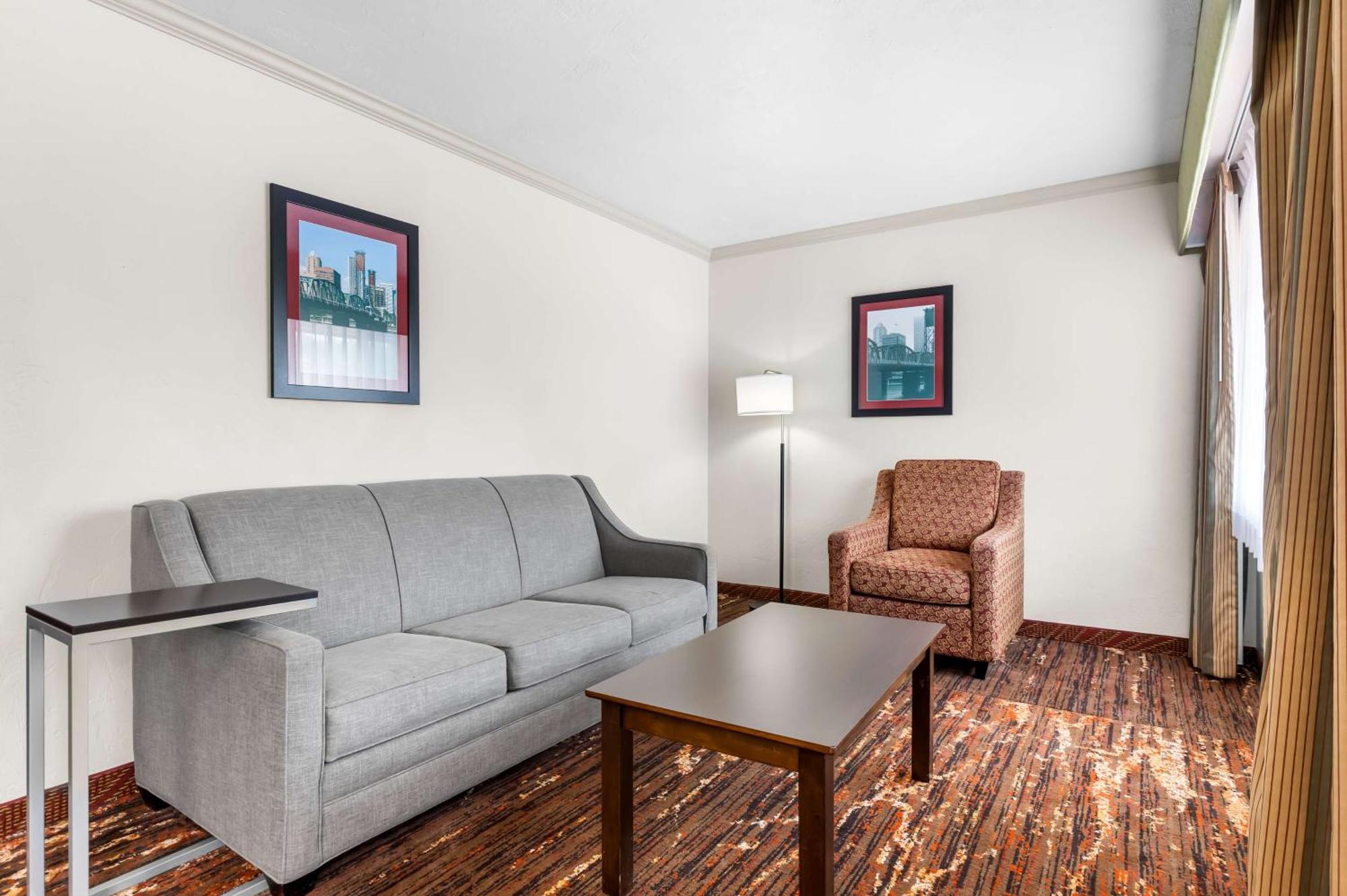 Best Western Plus Parkway Inn Wilsonville Luaran gambar